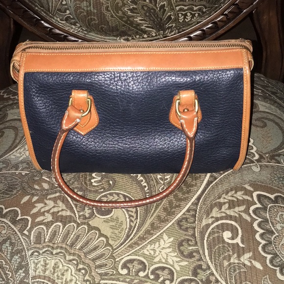 Dooney & Bourke satchel/crossbody - Picture 2 of 8